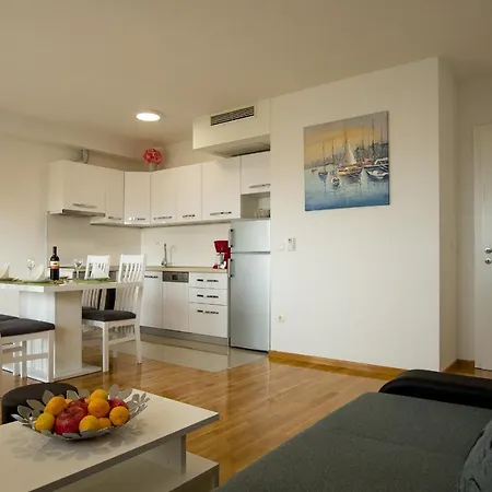 Apartament Mattea *