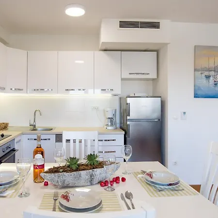 Mattea Apartament Makarska