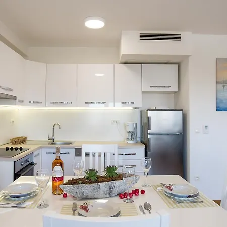 Mattea Apartament Makarska