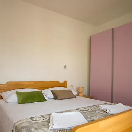 Mattea Apartament Makarska